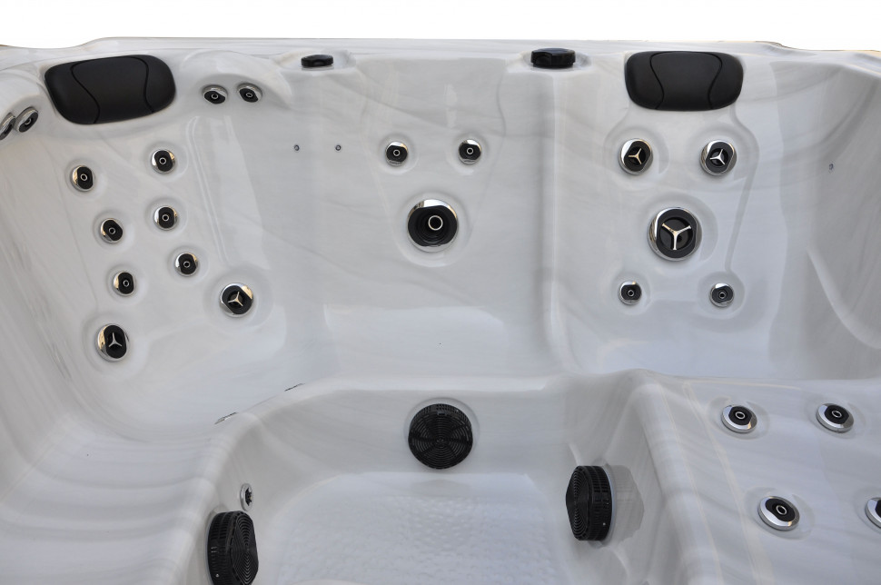 Гидромассажный СПА бассейн Kingston JCS-101 (рис.9) Гидромассажный СПА бассейн Kingston JCS-101 (рис.9)